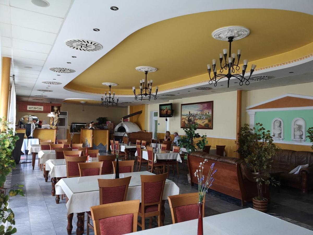 Hotel Biele Studnicky Dargov מראה חיצוני תמונה
